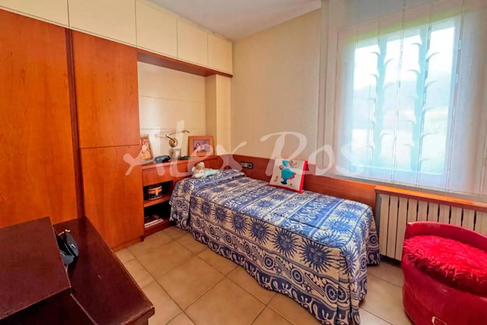 Dormitori de Casa o xalet en venda en La Seu d'Urgell amb Aire condicionat, Calefacció i Jardí privat