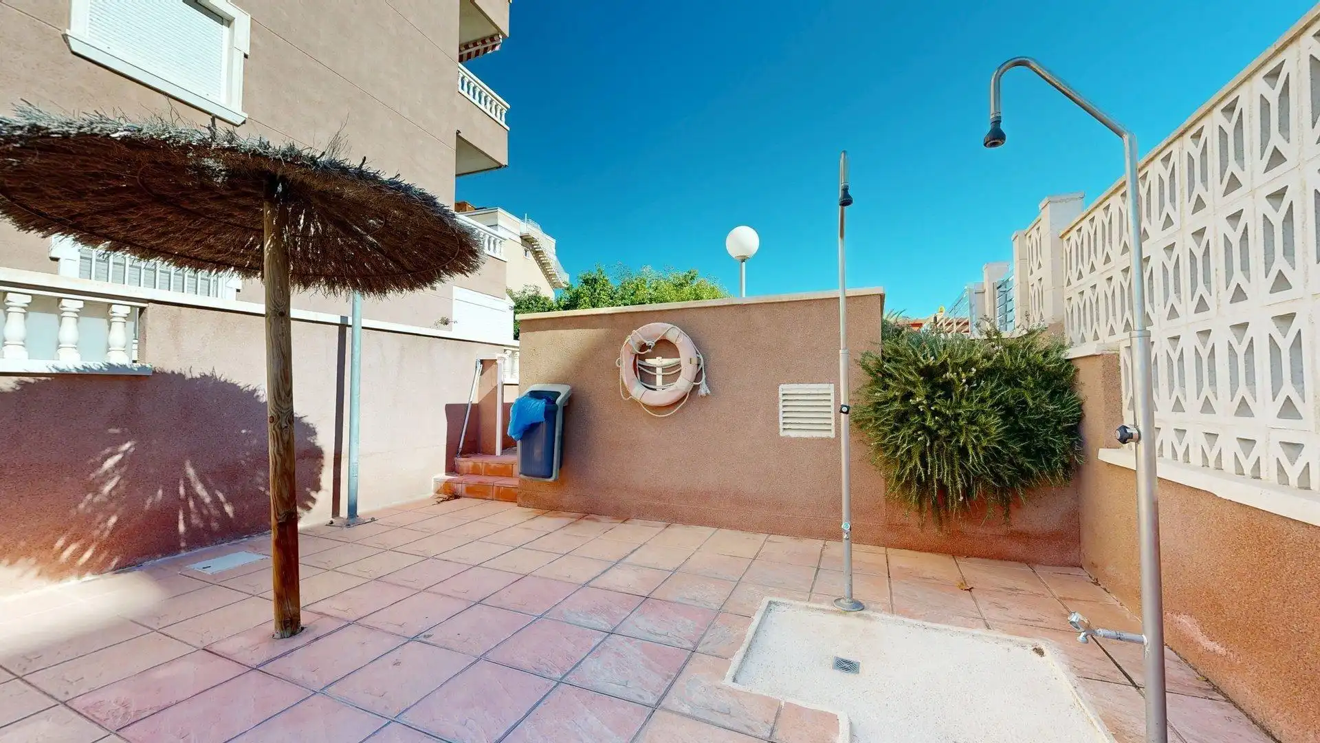Terrassa de Apartament en venda en Elche / Elx amb Aire condicionat, Terrassa i Moblat