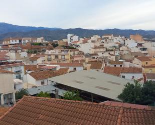 Vista exterior de Casa o xalet en venda en Benamocarra amb Terrassa