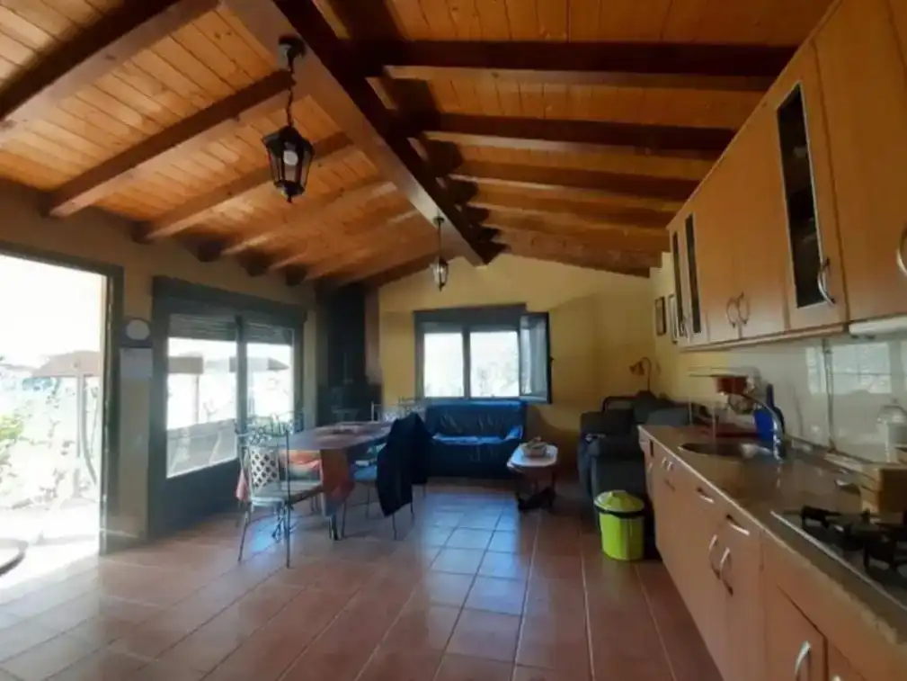Küche von Country house zum Verkauf in Quel mit Privatgarten, Schwimmbad und Möbliert
