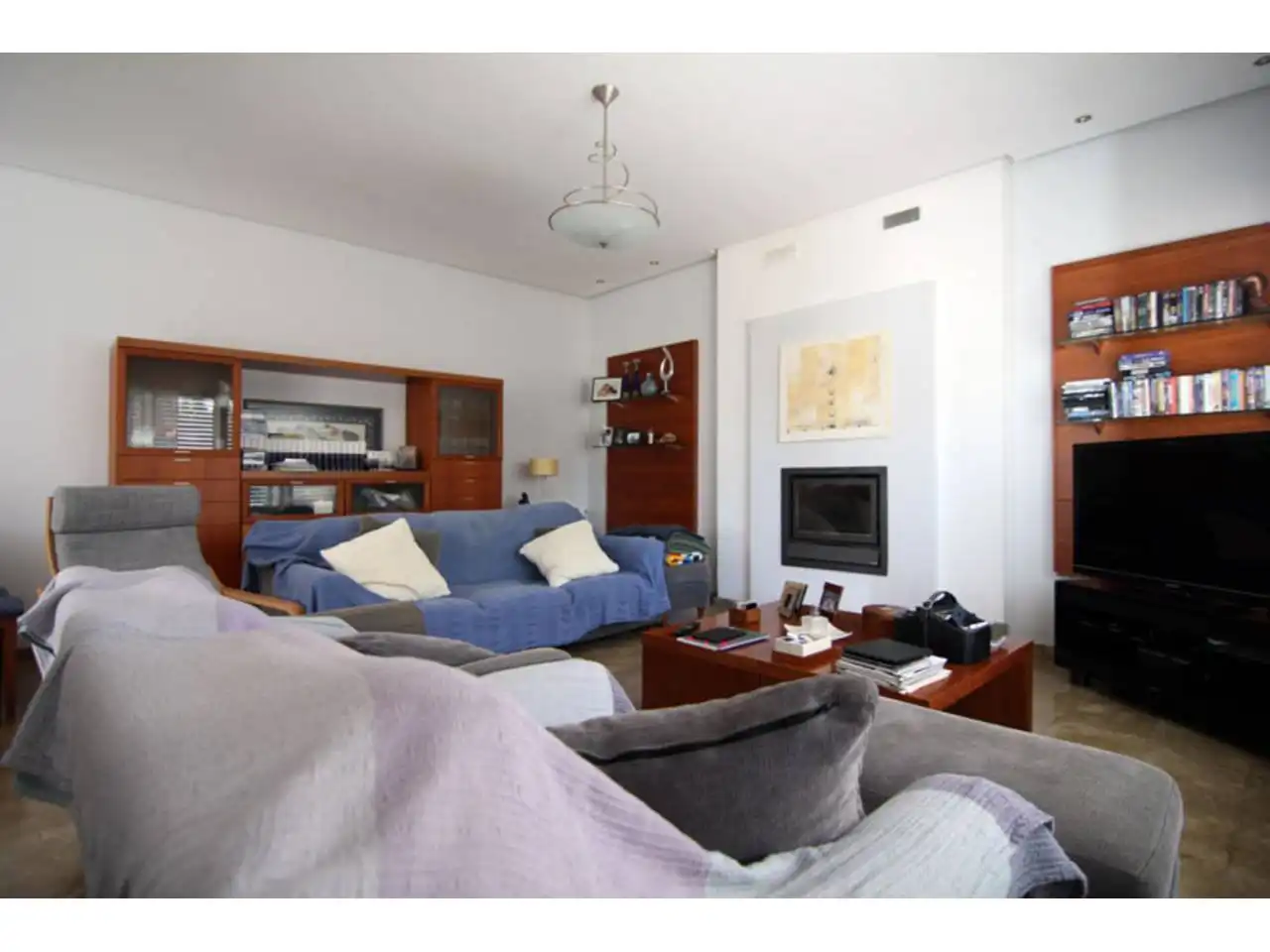 Casa con jardín en venta en Campolivar, imagen 2