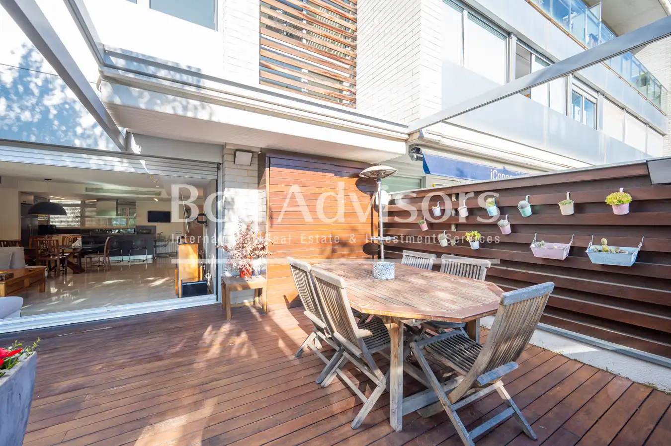 Terraza de Casa o chalet en venta en Barcelona con Aire acondicionado, Calefacción y Jardín privado