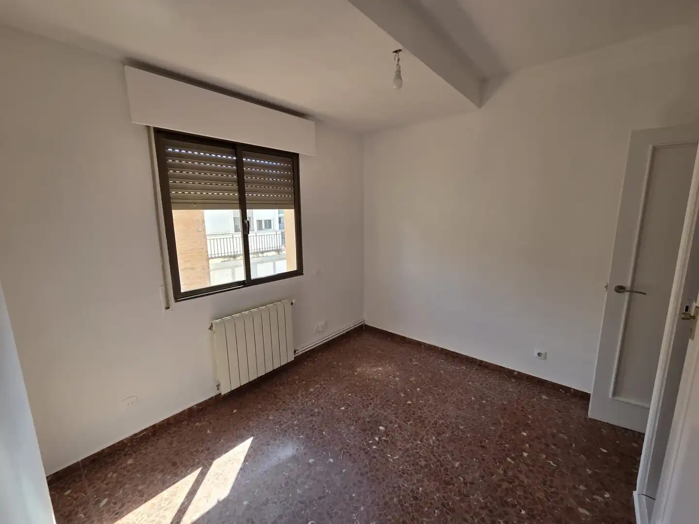 Bedroom of Flat for rent in Badajoz  with Air Conditioner, Heating and Terrace