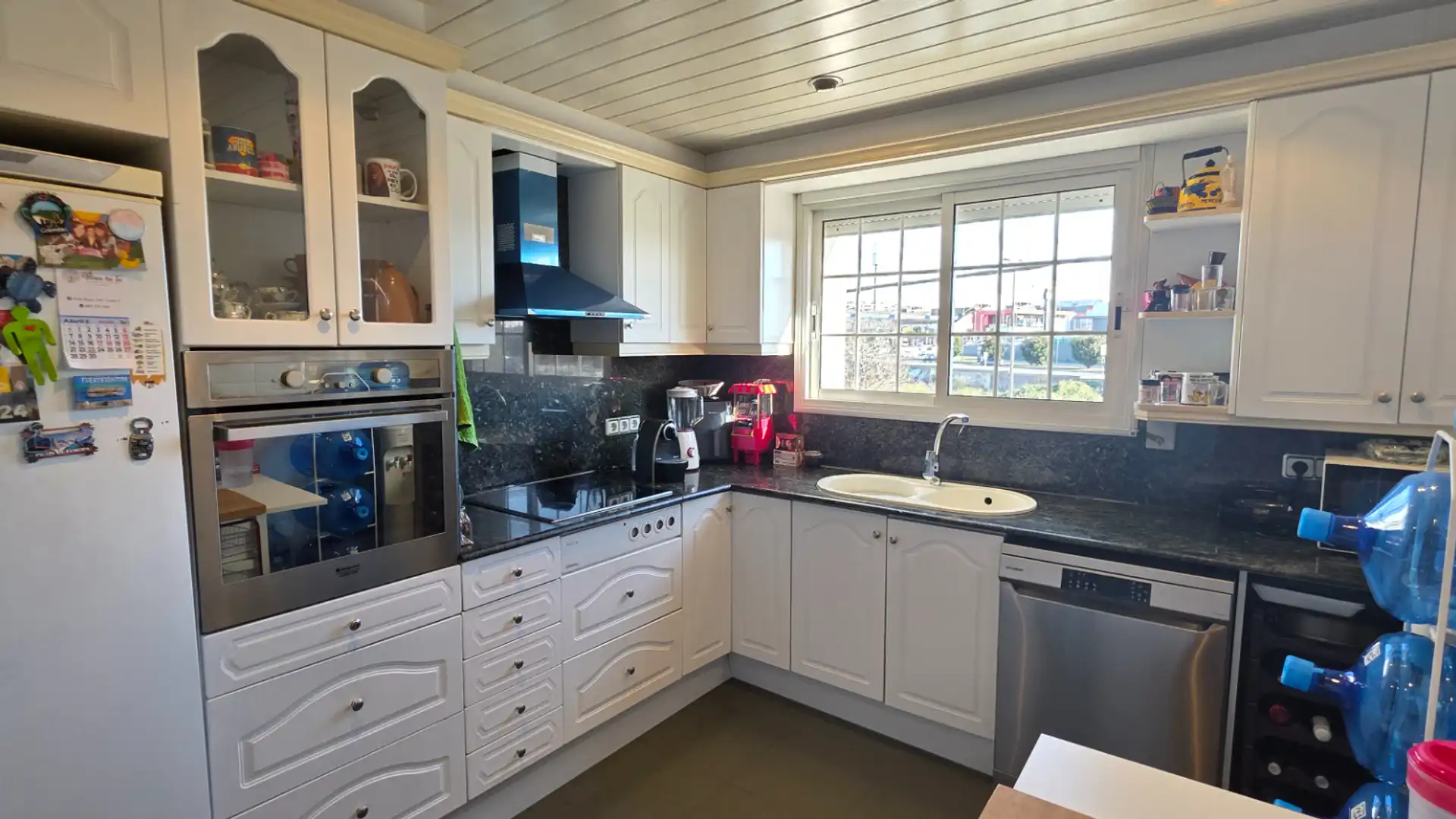 Cuina de Casa o xalet en venda en Terrassa amb Aire condicionat, Terrassa i Balcó