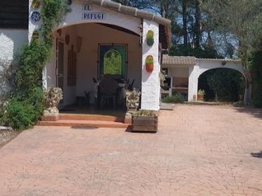 House with garden for sale in Avinguda Maristany 0