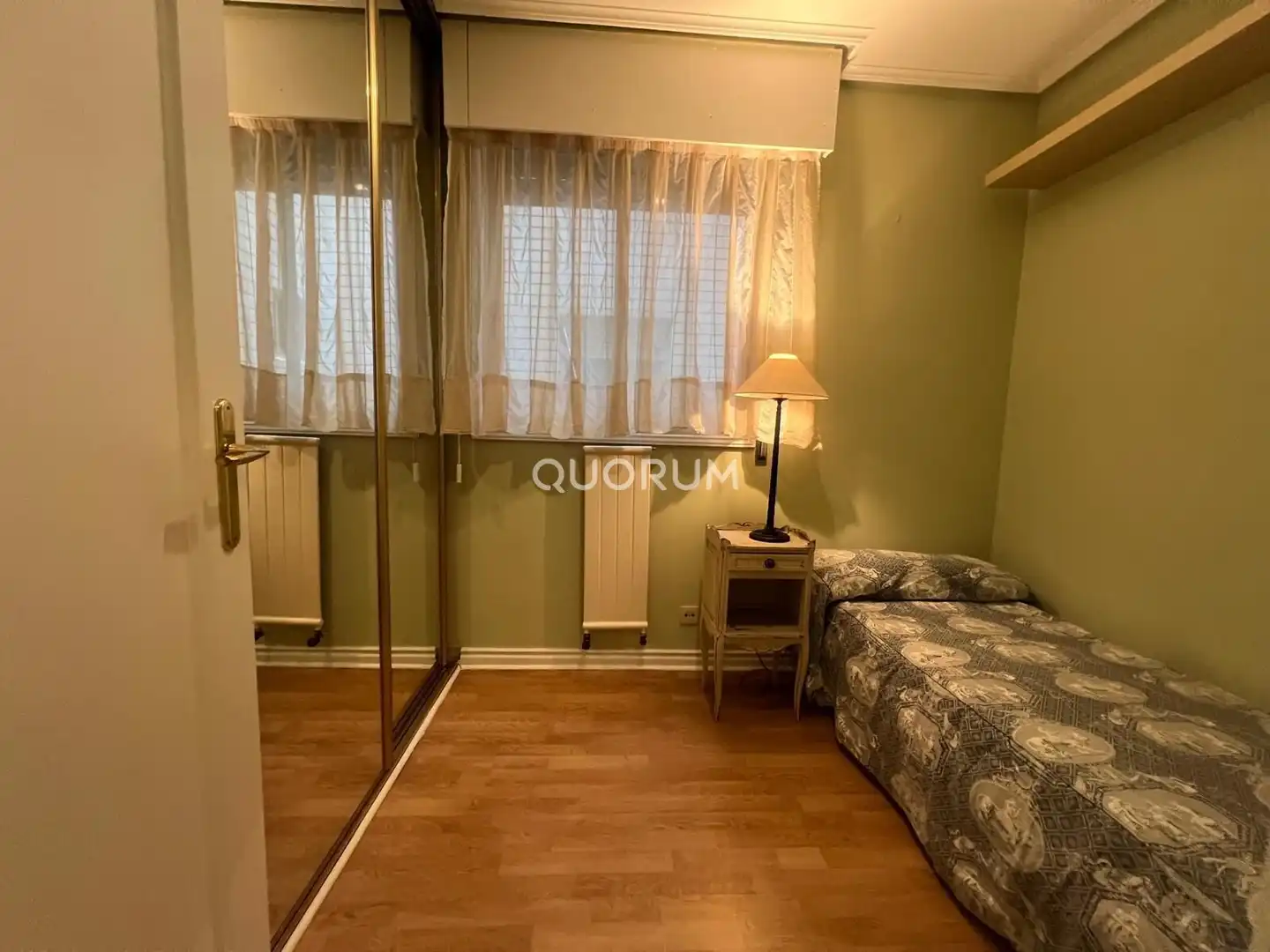 Habitación de Piso de alquiler en Bilbao  con Amueblado