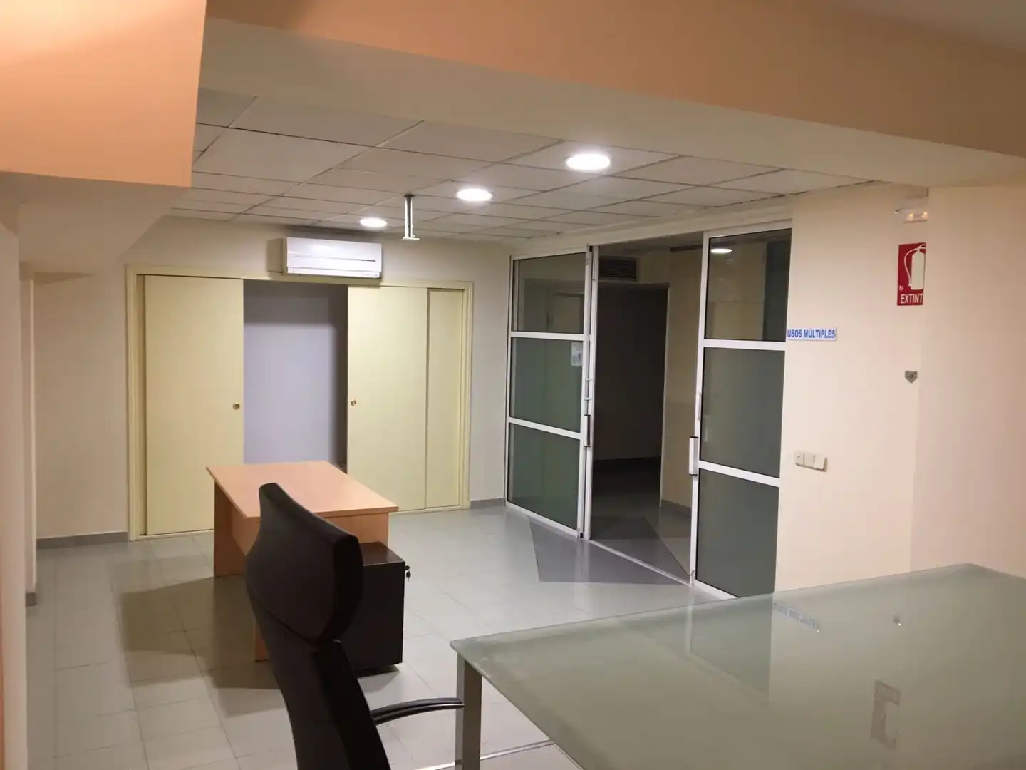 Büro zum Verkauf in Toledo mit Klimaanlage, Heizung und Abstellraum
