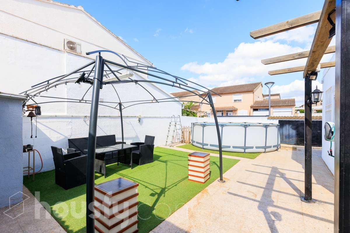 House or chalet for sale in Carrer de l'Abat Porta, Migjorn
