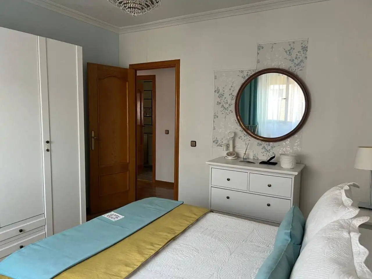 Flat for rent in Calle ESPARTEROS, Santa Bárbara