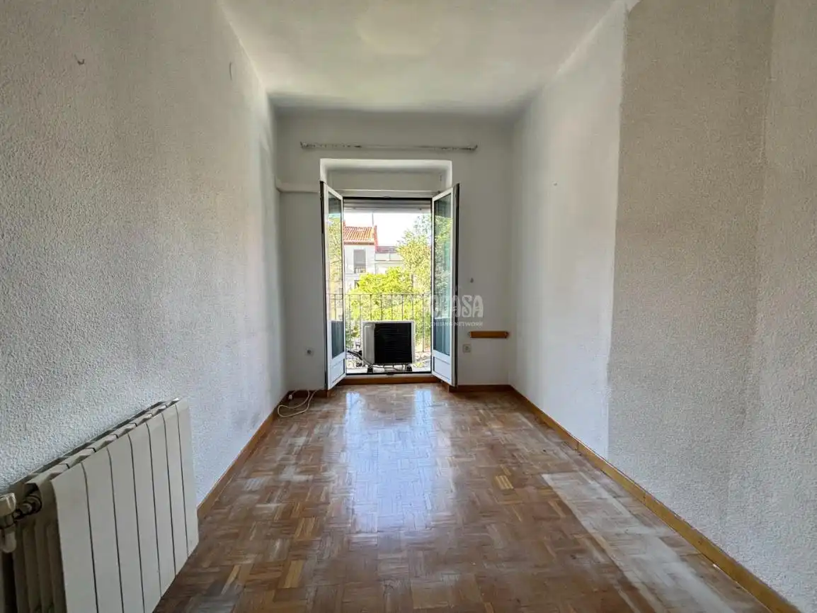 Sala de estar de Piso en venta en Madrid con Aire acondicionado, Calefacción y Parquet