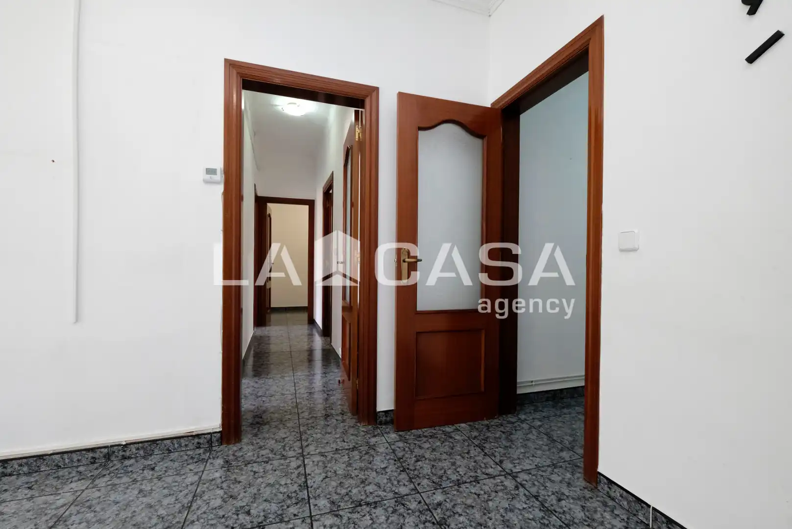 Flat for sale in Barcelona  with Air Conditioner, Heating and Terrace
