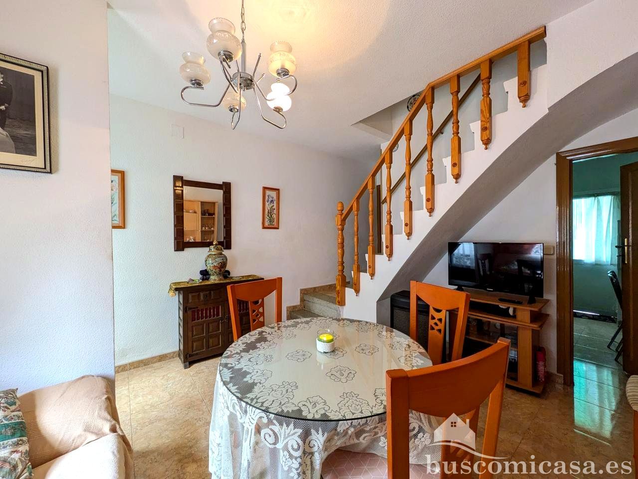 Menjador de Casa o xalet de lloguer en Linares amb Aire condicionat i Terrassa