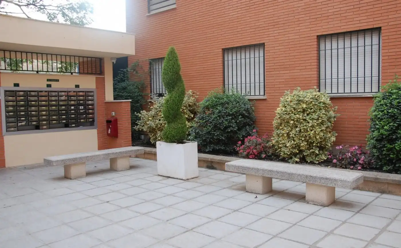 Flat for rent in Calle Matilde Cantós, Parque Nueva Granada