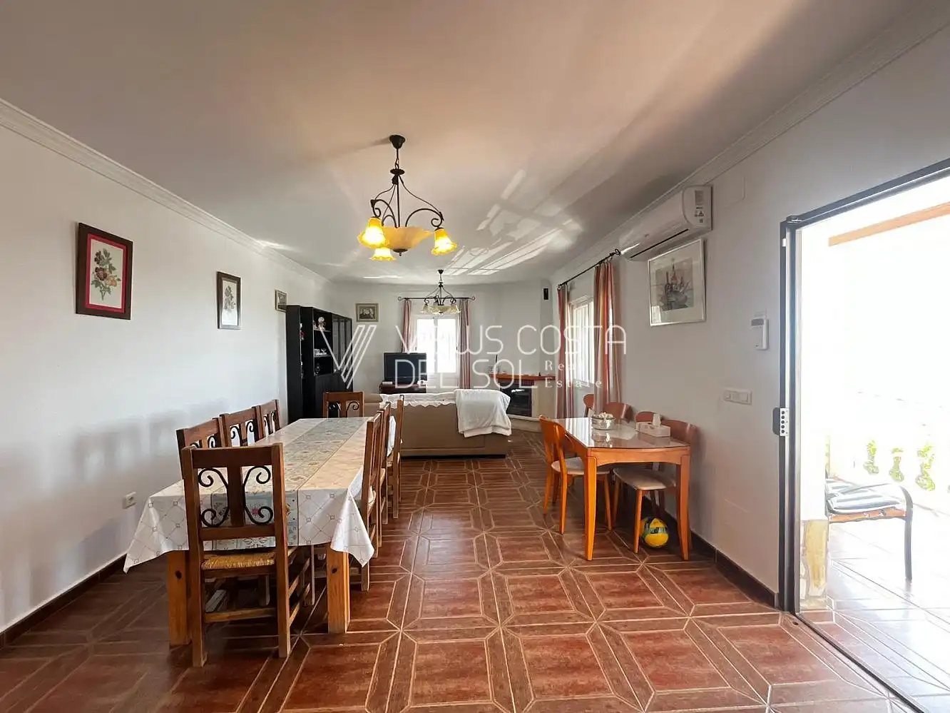 Menjador de Casa o xalet de lloguer en Algarrobo amb Aire condicionat, Calefacció i Terrassa
