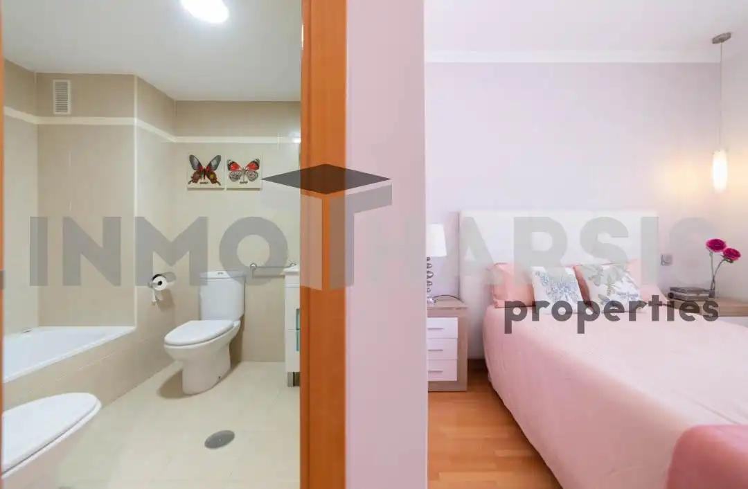 Bedroom of Flat for sale in Almería  with Air Conditioner, Heating and Private garden