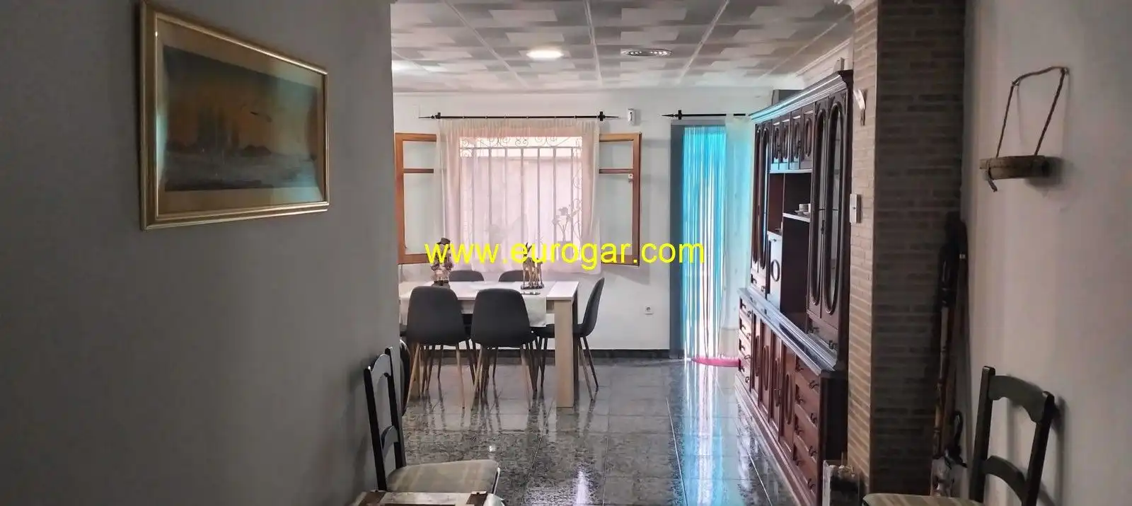 Menjador de Casa o xalet en venda en Chiva amb Aire condicionat, Jardí privat i Terrassa