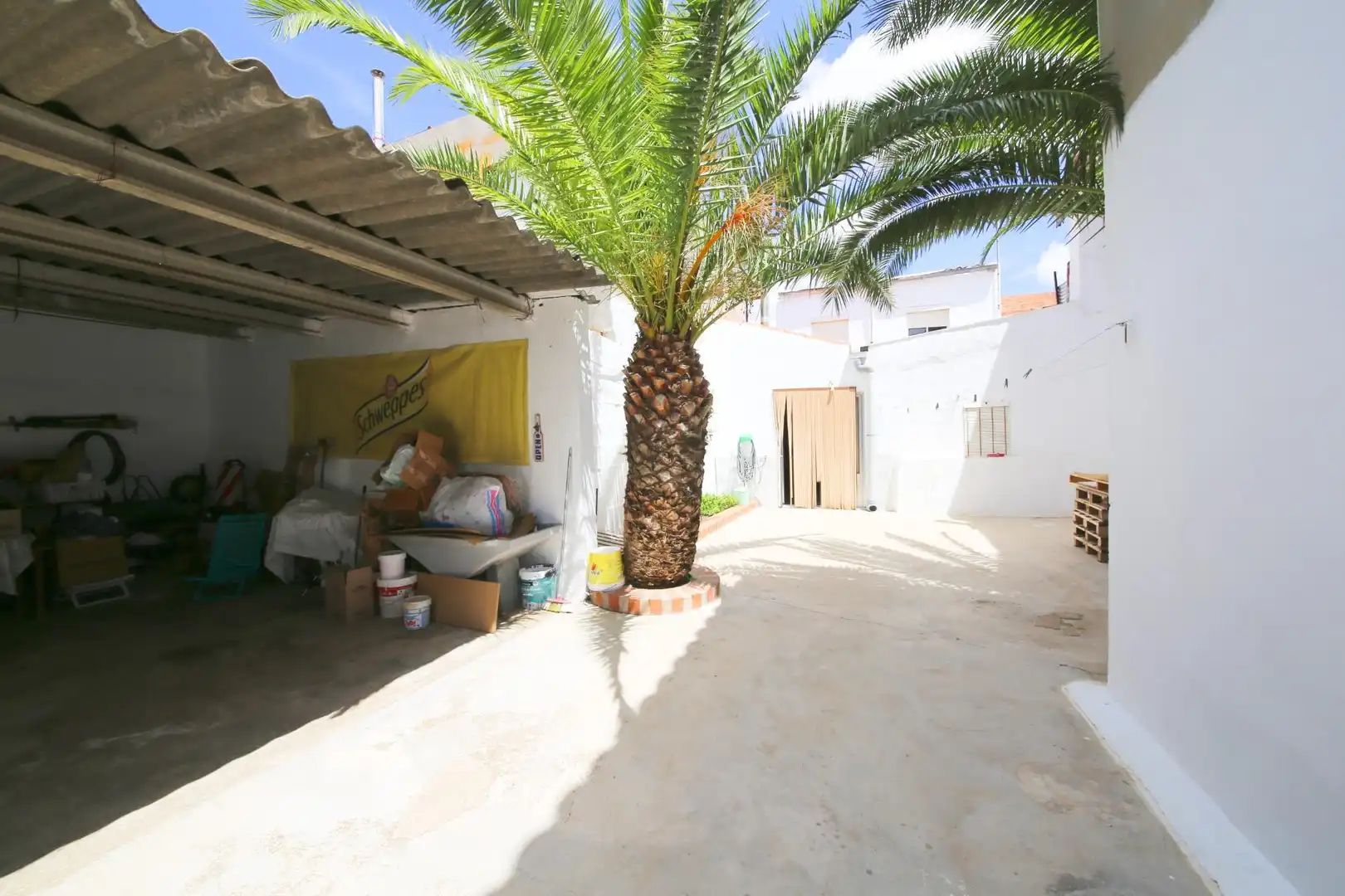 Vista exterior de Casa o chalet en venta en Tomelloso con Aire acondicionado, Jardín privado y Trastero