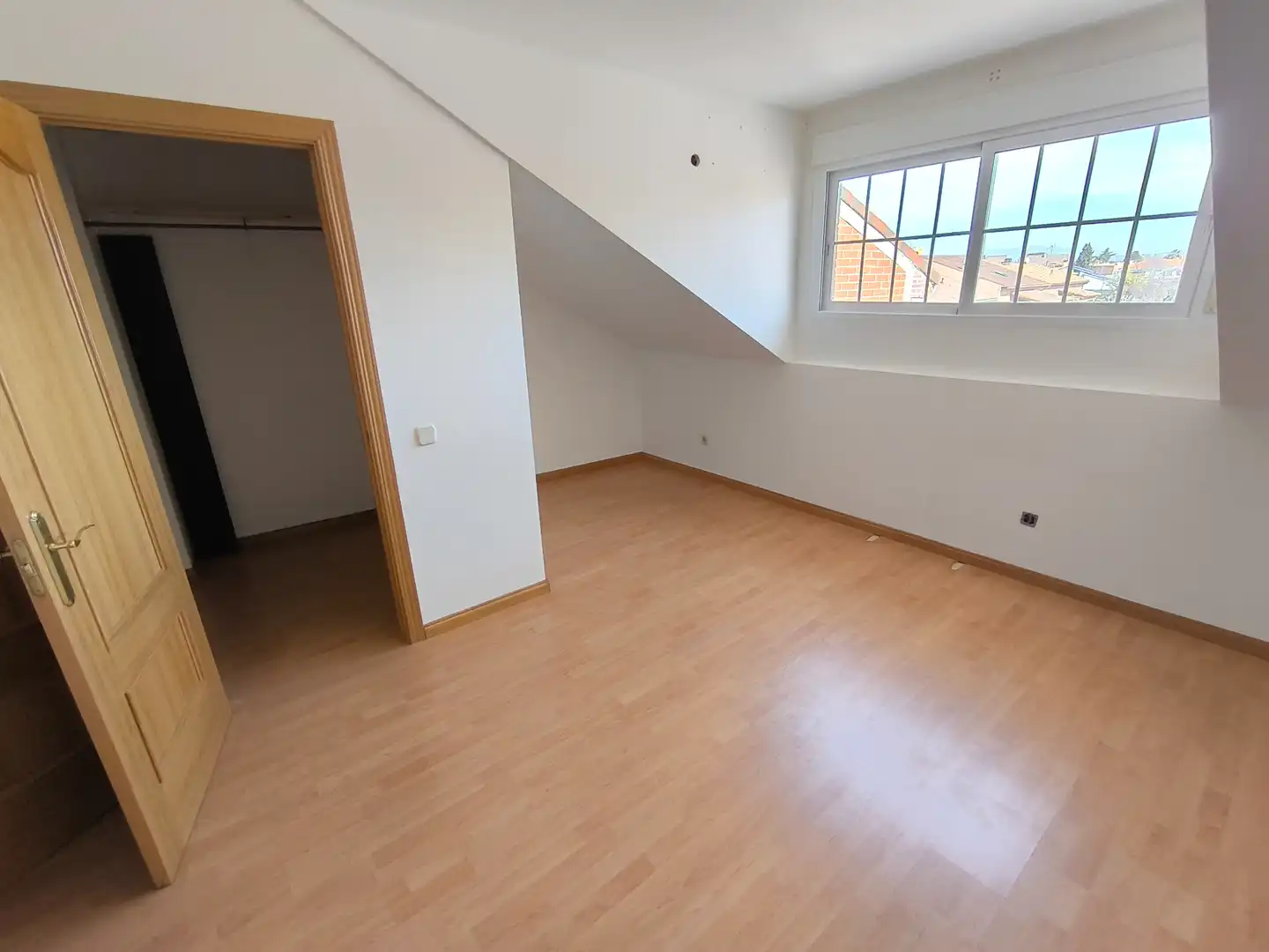 Habitación de Dúplex en venta en Valdetorres de Jarama