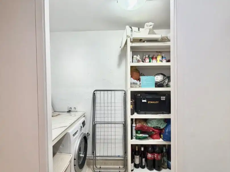 Casa amb piscina en venda a Calle Sitges 10, imagen 5