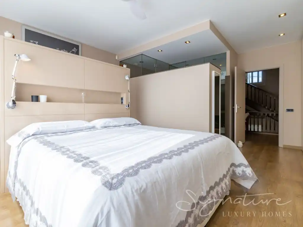 Habitación de Casa o chalet en venta en Sant Cugat del Vallès con Calefacción, Jardín privado y Terraza