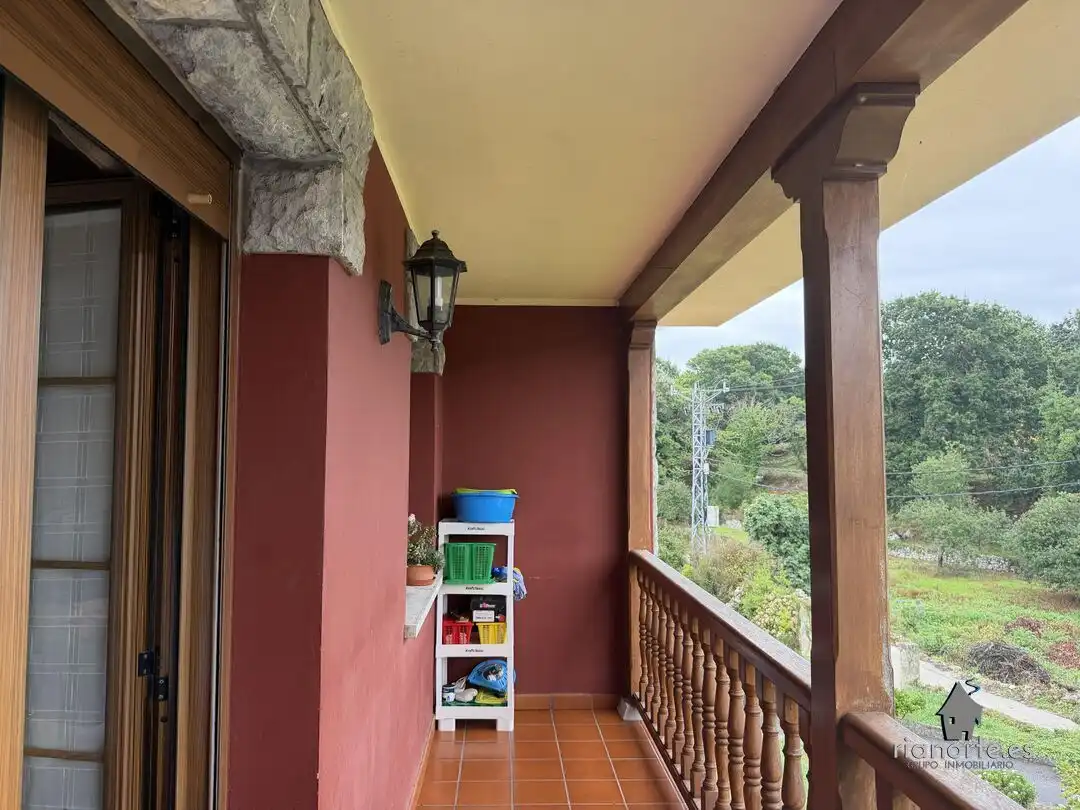 Terrassa de Casa o xalet en venda en Llanes amb Calefacció, Jardí privat i Terrassa