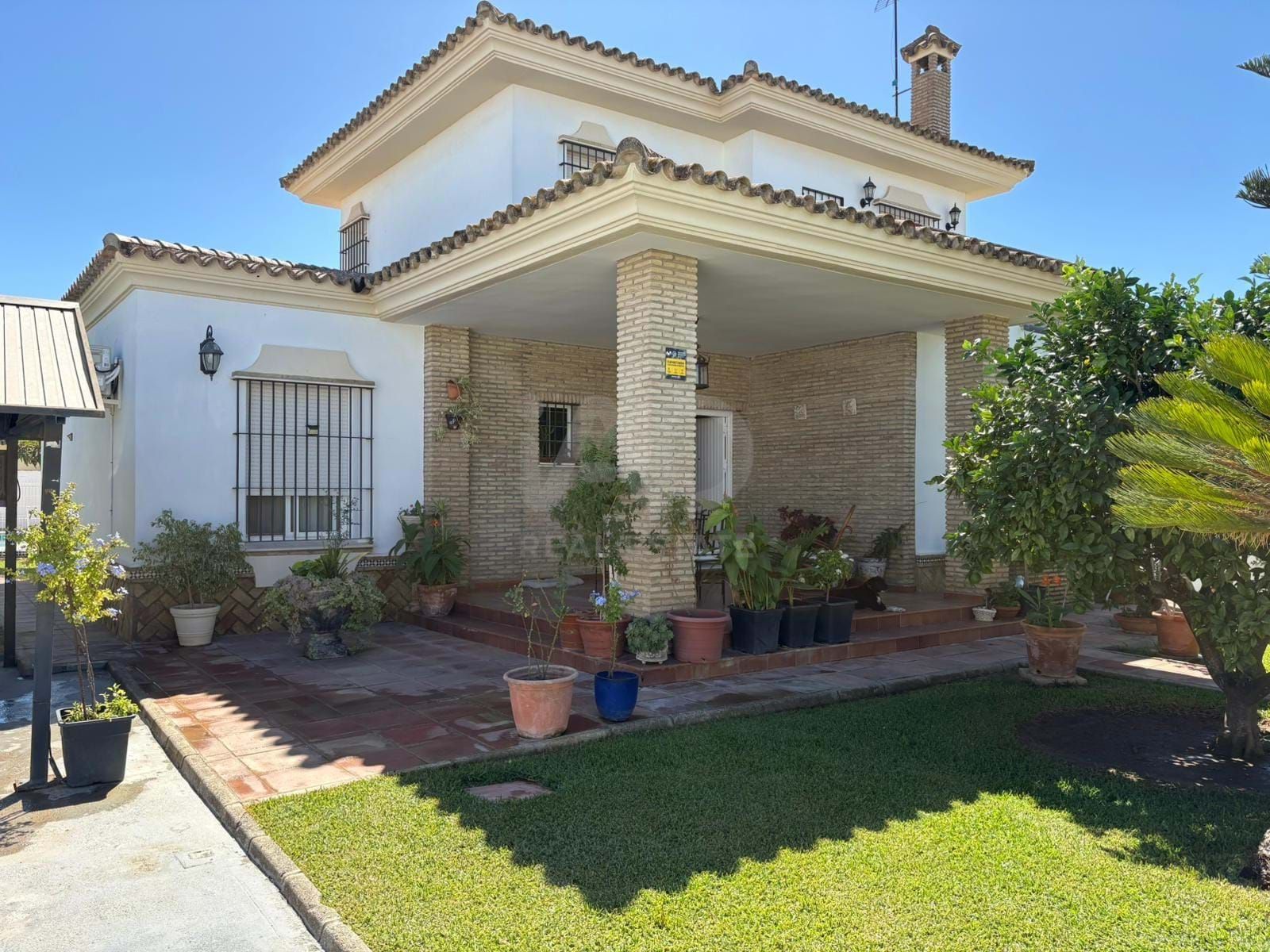 Jardín de Casa o chalet en venta en Chiclana de la Frontera con Aire acondicionado, Calefacción y Piscina