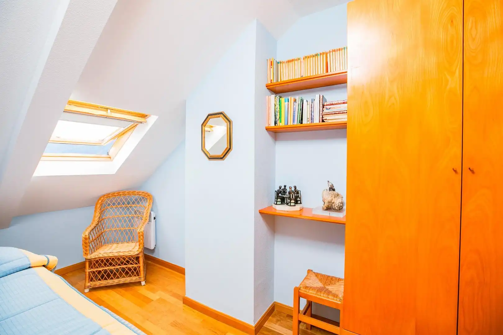 Habitación de Dúplex en venta en Biescas con Calefacción, Trastero y Amueblado