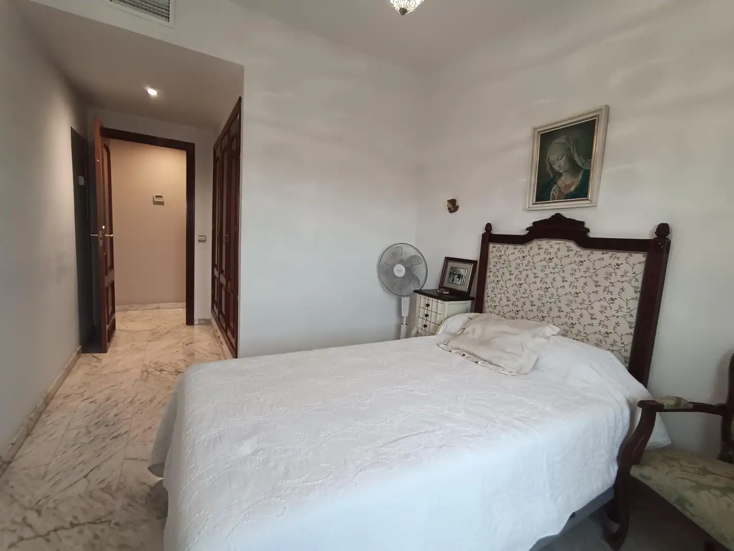 Bedroom of Flat for sale in Córdoba  with Air Conditioner and Storage room