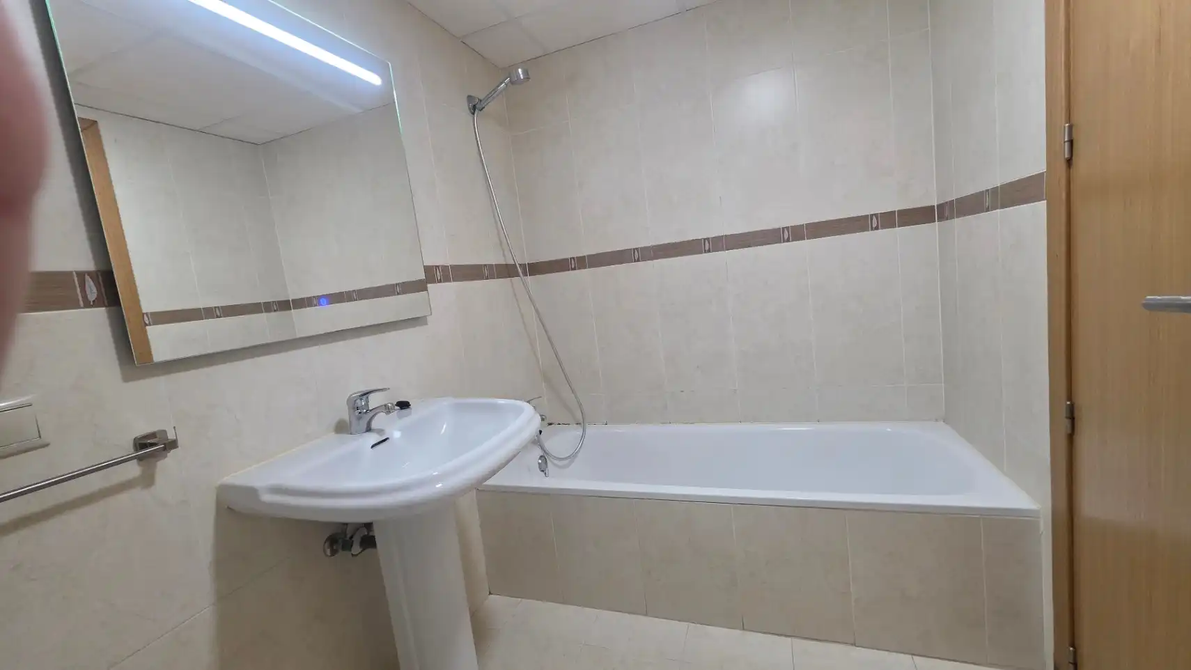Bathroom of Flat for sale in Pedreguer  with Air Conditioner, Heating and Terrace