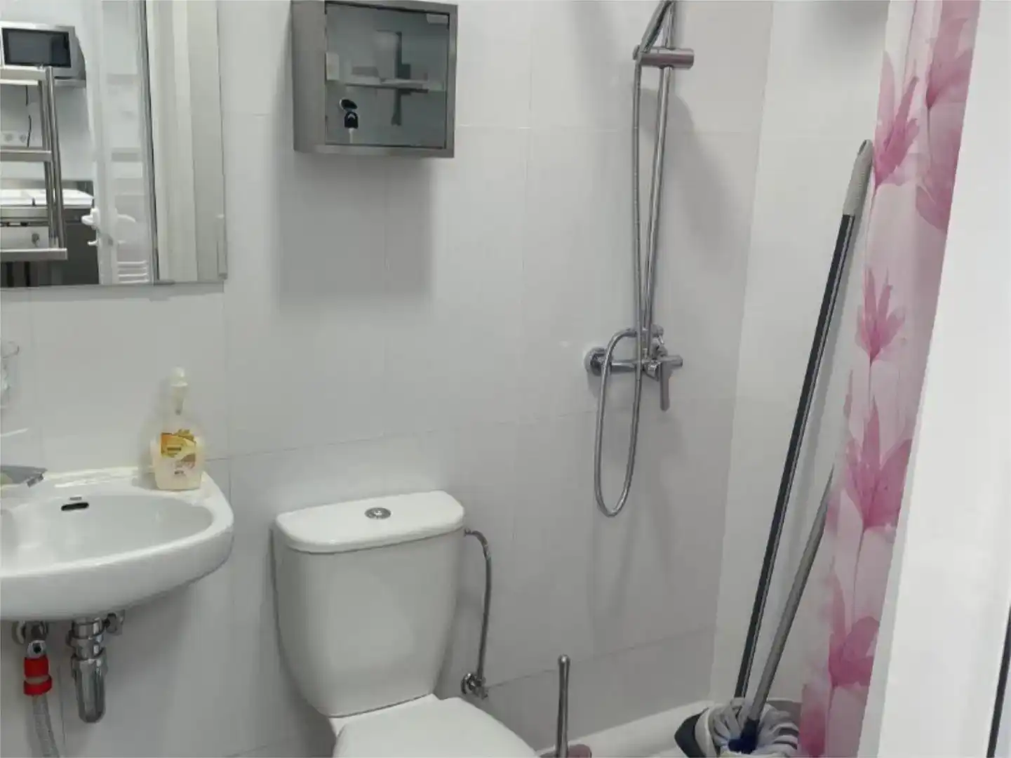 Baño de Local en venta en San Bartolomé de Tirajana con Aire acondicionado y Amueblado