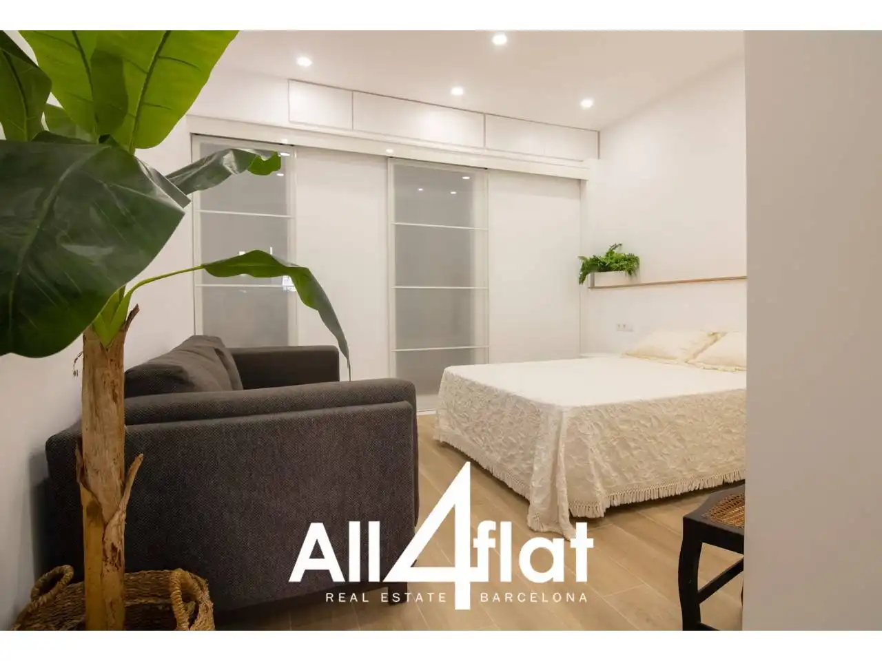 Schlafzimmer von Wohnung zur Miete in Barcelona mit Klimaanlage, Parkett und Möbliert