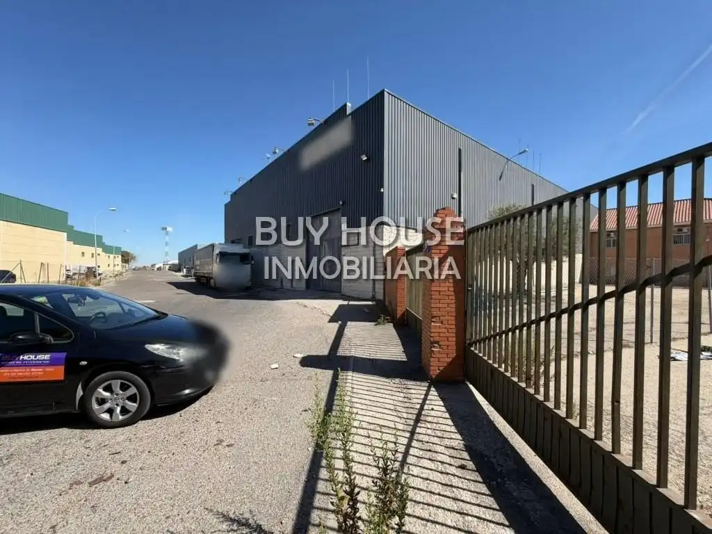 Exterior view of Industrial buildings for rent in Yeles, Toledo