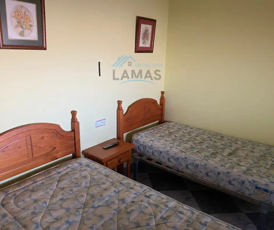 Habitación de Edificio en venta en Jaraicejo