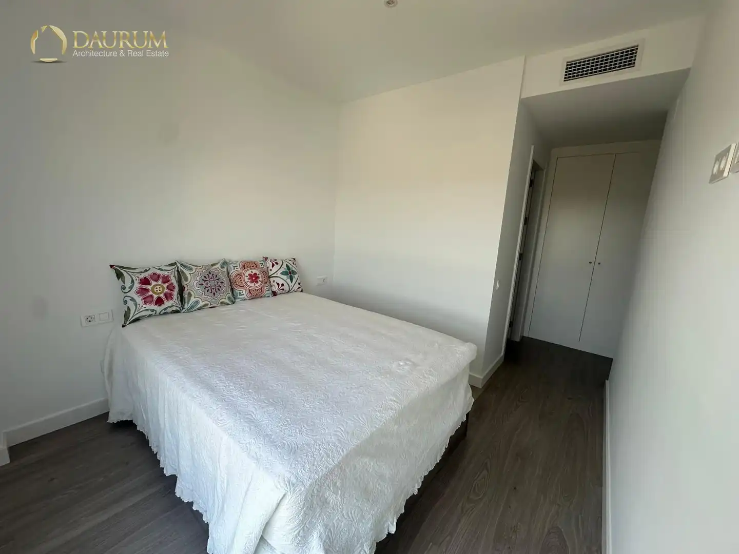 Habitación de Piso en venta en Mairena del Aljarafe con Aire acondicionado, Calefacción y Terraza