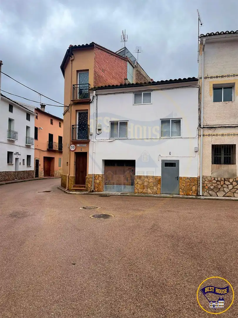 Vista exterior de Finca rústica en venta en Boniches con Calefacción, Terraza y Trastero