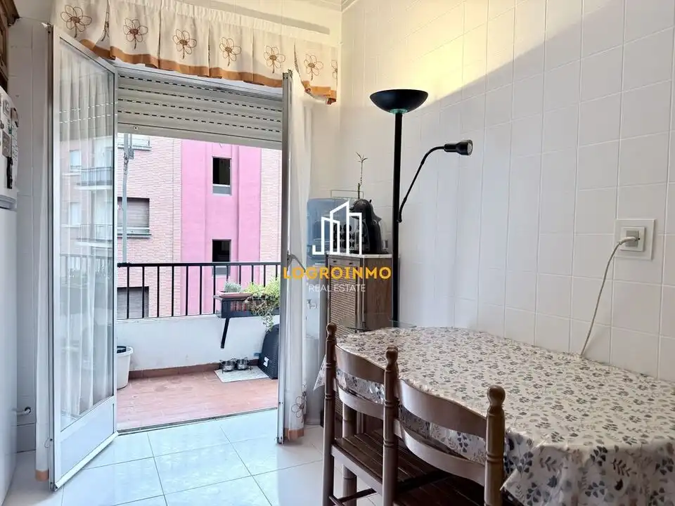 Balcony of Flat for sale in  Logroño  with Heating and Terrace