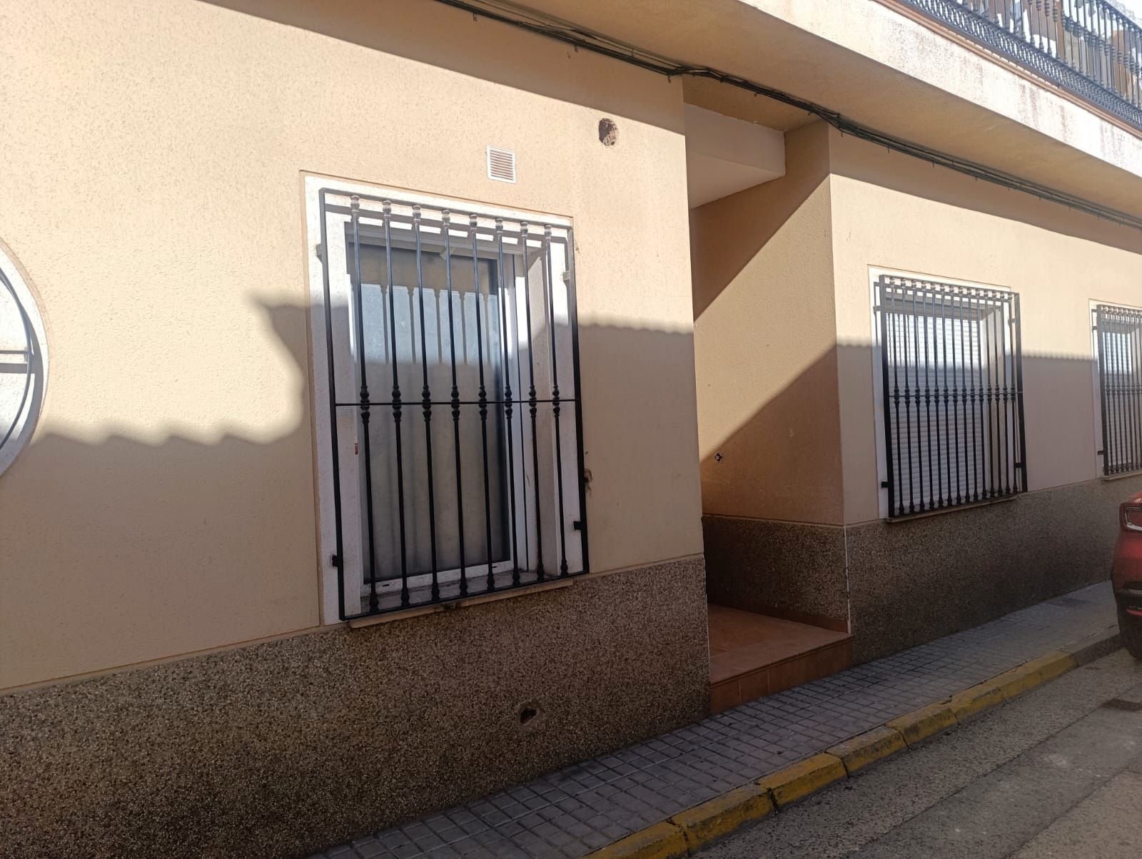 Exterior view of Premises for sale in Socuéllamos  with Alarm
