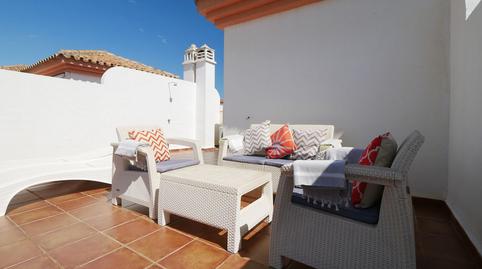 Foto 5 de Casa adosada en venda a Cabopino - Artola, Málaga