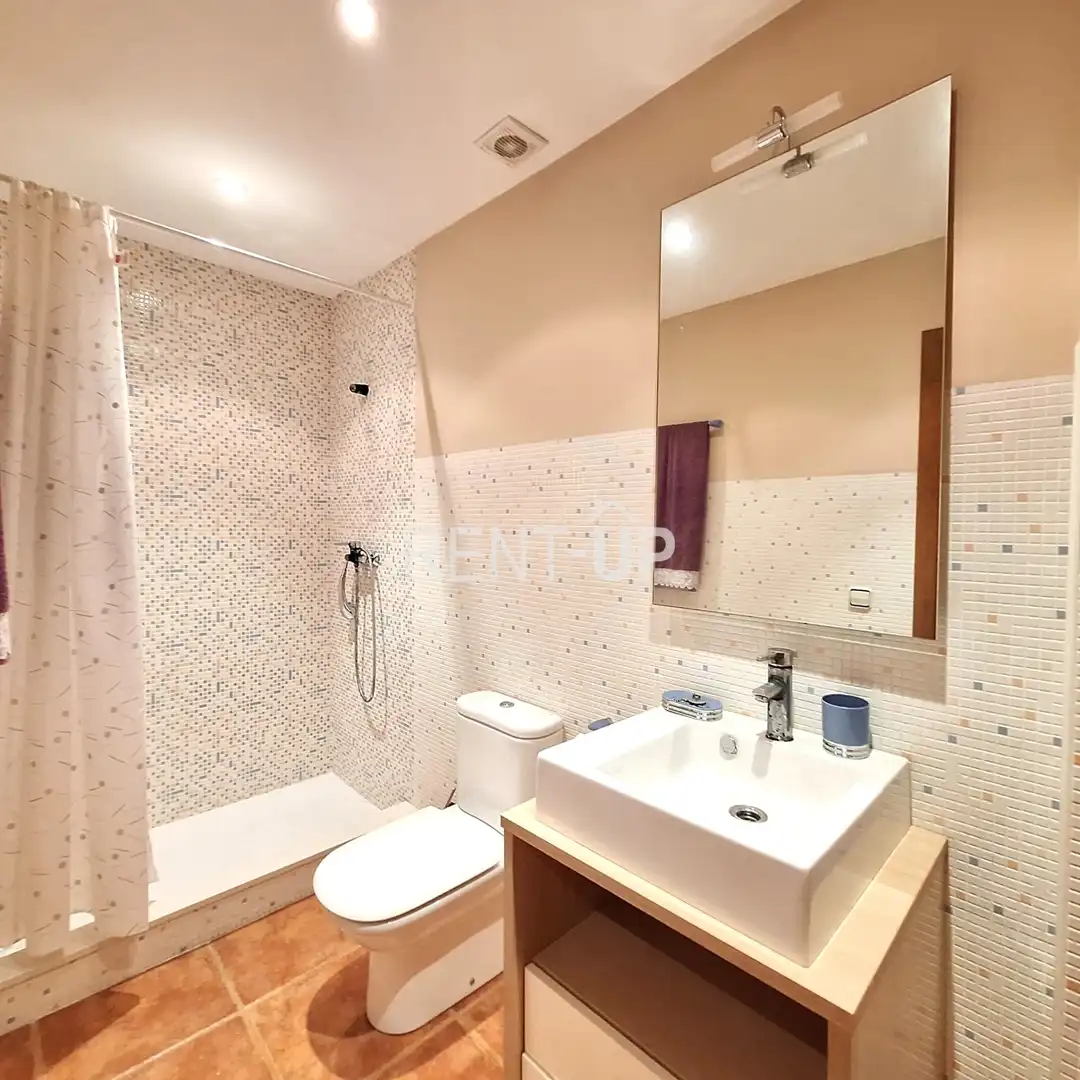 Baño de Casa adosada en venta en Novelé  / Novetlè con Aire acondicionado, Terraza y Trastero