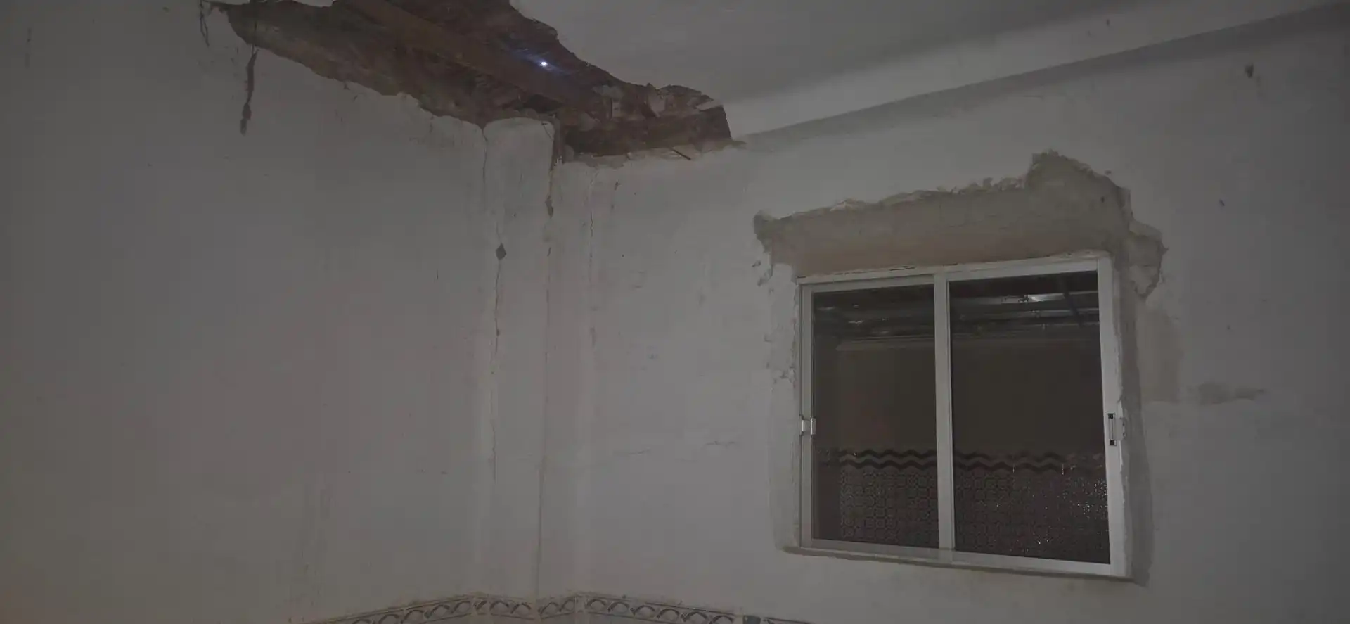 Einfamilien-Reihenhaus zum Verkauf in Molina de Segura mit Balkon und Alarm