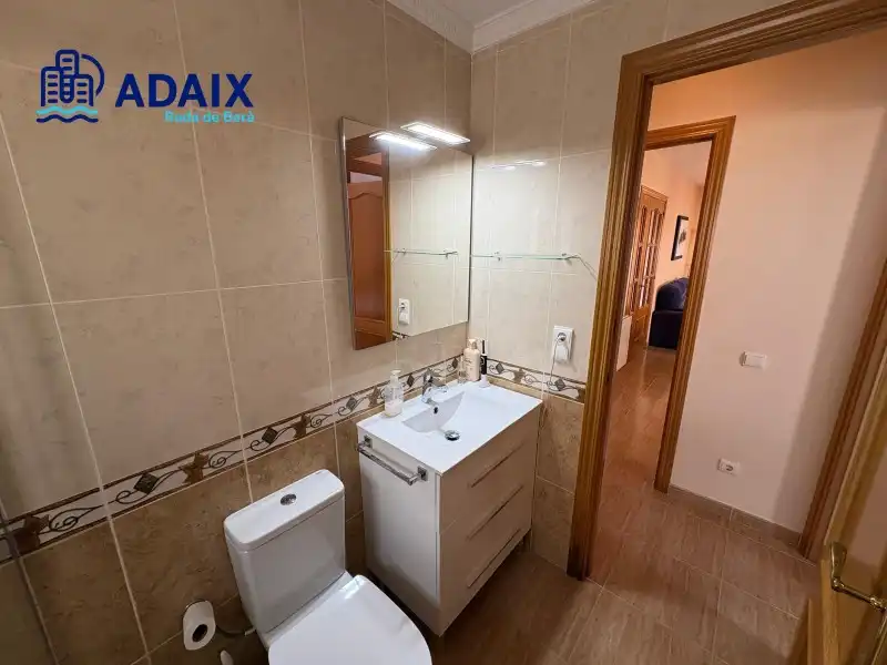 Bathroom of Houses for sale in Roda de Berà  with Air Conditioner, Heating and Terrace