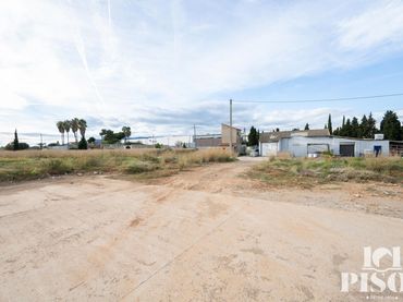 Rural land to rent in Centre - Estació