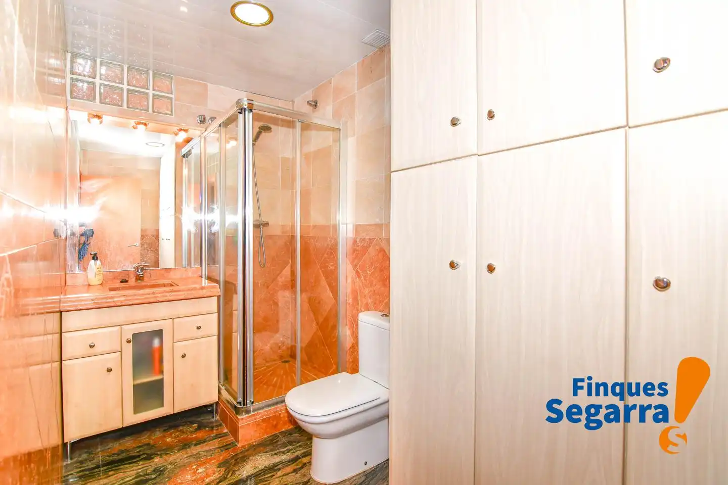 Badezimmer von Erdgeschoss zum Verkauf in Roda de Berà