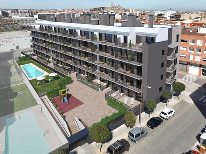 Exterior view of Flat for sale in  Lleida Capital  with Air Conditioner, Terrace and Swimming Pool