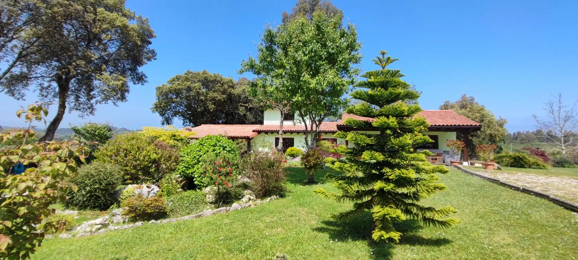 Jardín de Casa o chalet en venta en Llanes con Calefacción, Jardín privado y Terraza