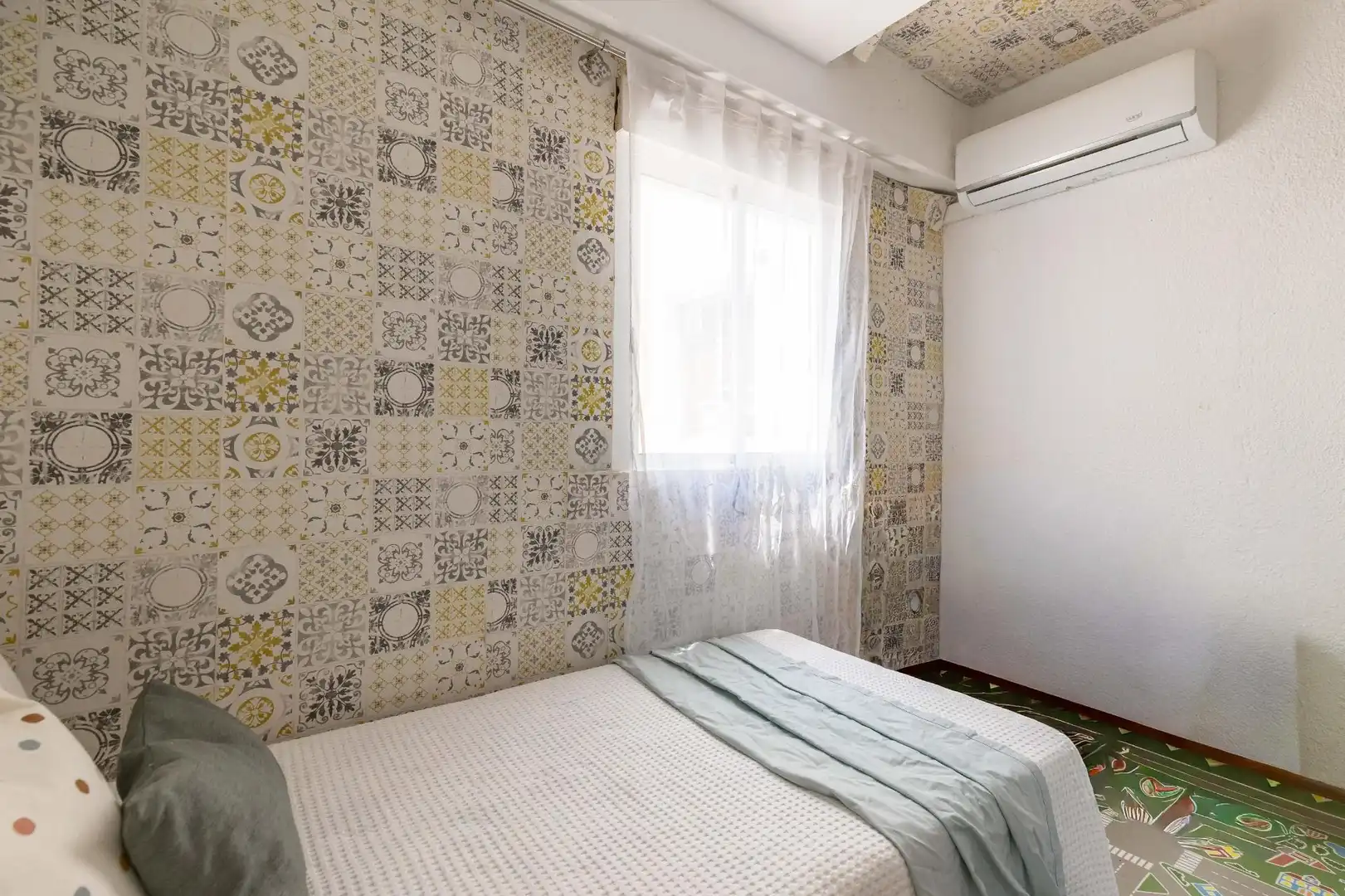Bedroom of Flat for sale in Valencia  with Air Conditioner