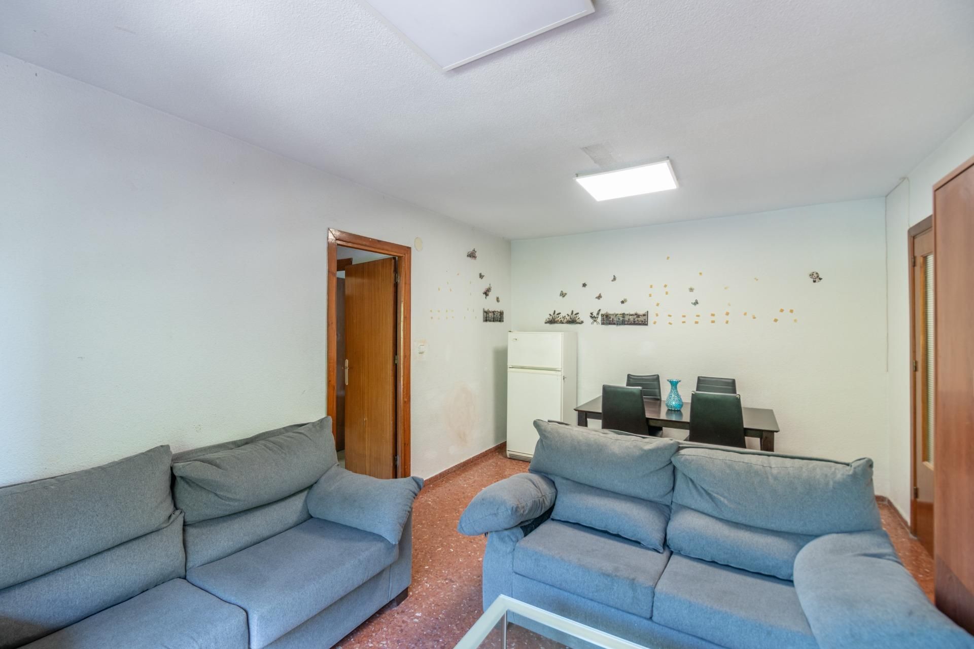 Living room of Flat for sale in  Granada Capital  with Heating and Terrace