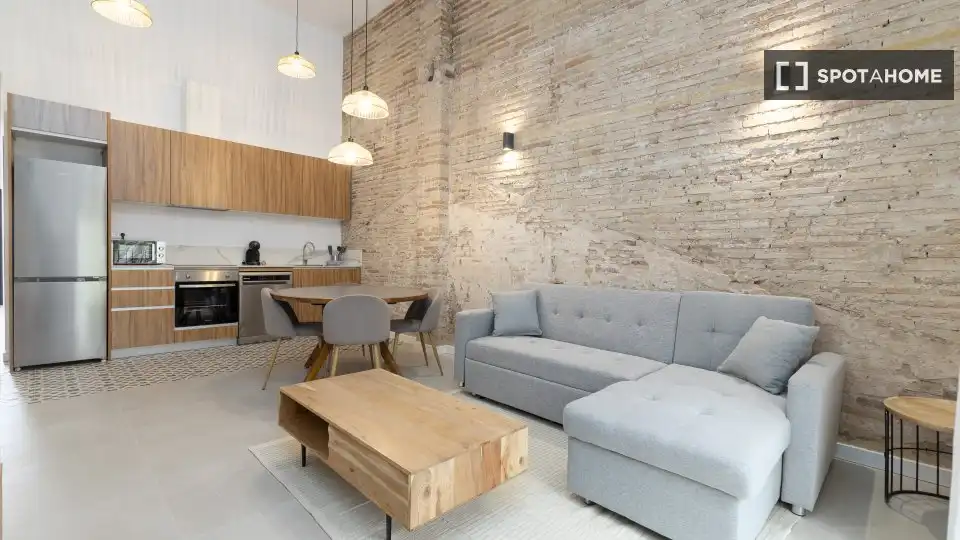 Sala d'estar de Pis de lloguer en Valencia amb Aire condicionat, Calefacció i Moblat