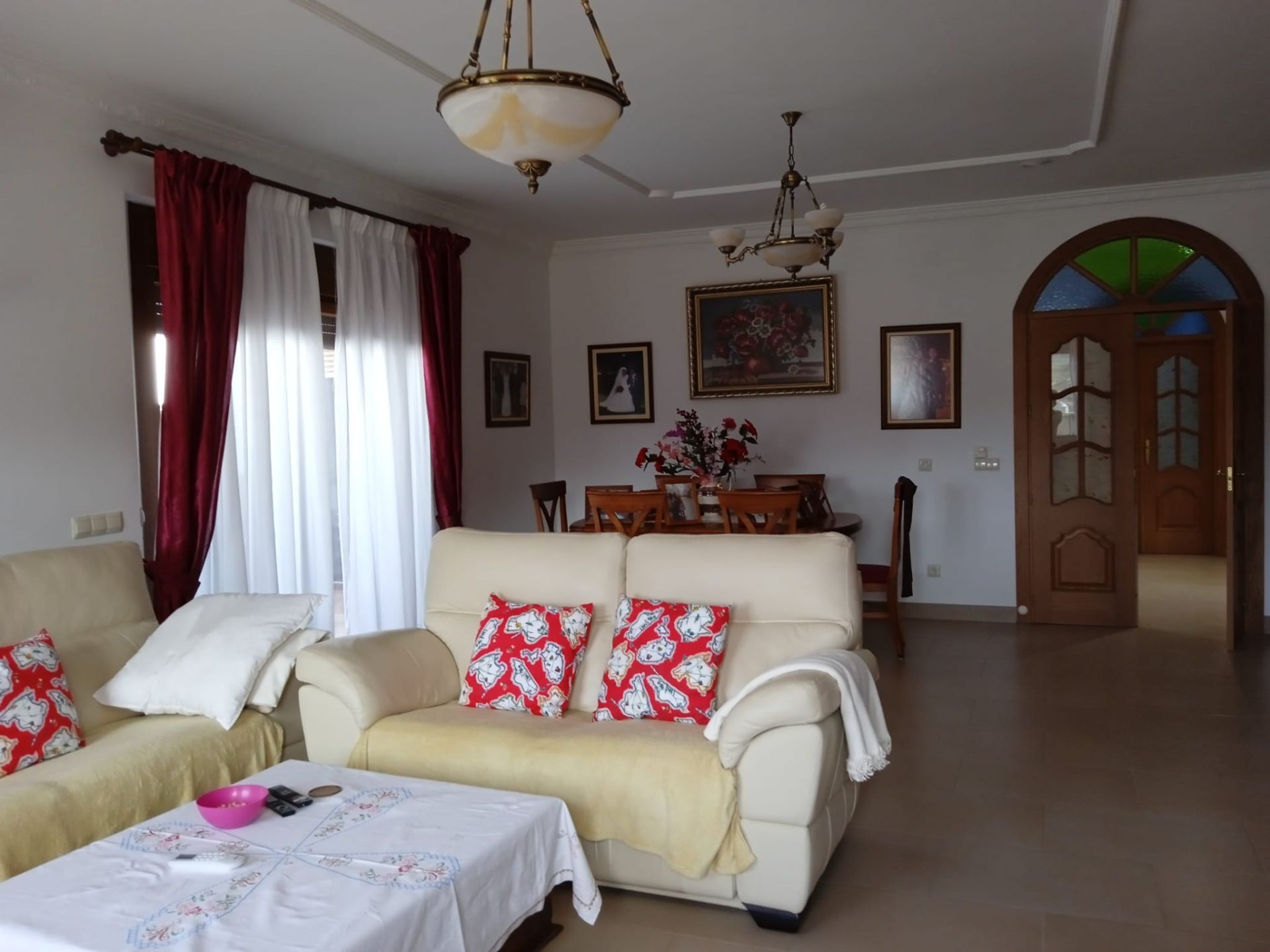 Sala d'estar de Casa o xalet en venda en Cuevas del Becerro amb Aire condicionat, Calefacció i Jardí privat