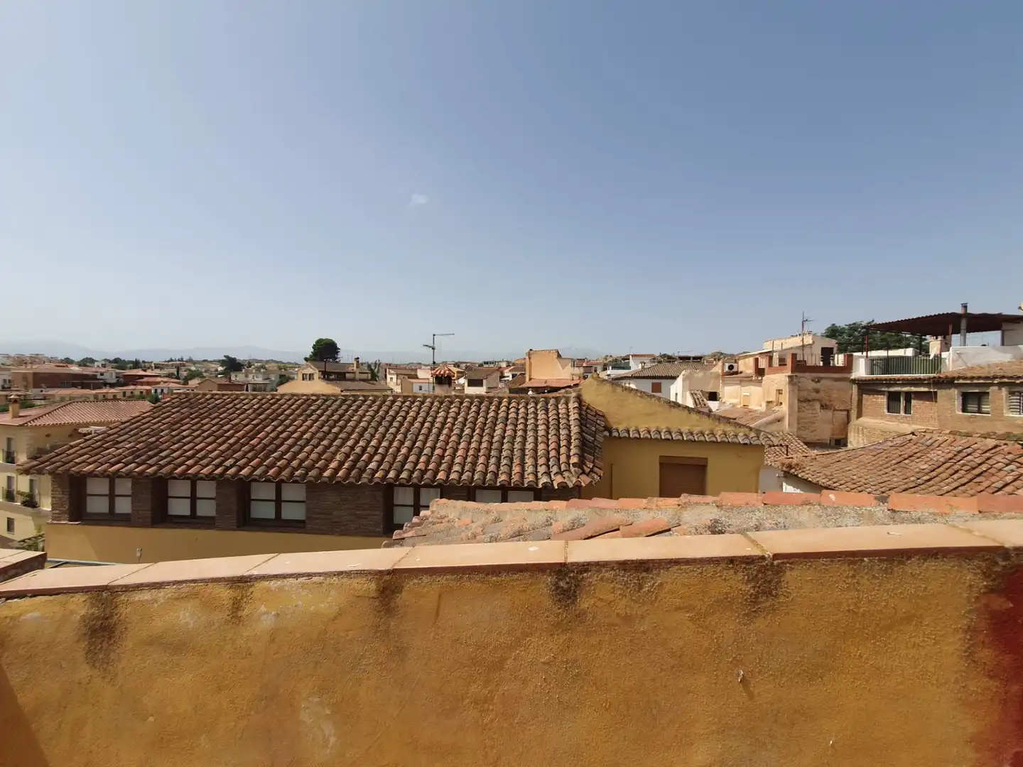 Vista exterior de Casa o xalet en venda en Guadix amb Terrassa i Moblat